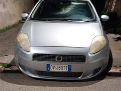 Blu Usata 2009 Fiat Grande Punto Due volumi | 3000 € (Ottimo prezzo)