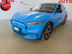 Blu Usata 2023 Ford Mustang Mach-E Premium SUV | 33.400 € (Ottimo prezzo)