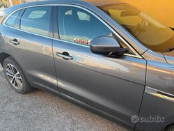 Grigio Usata 2018 Jaguar F-Pace Prestige SUV | 19.200 € (Ottimo prezzo)
