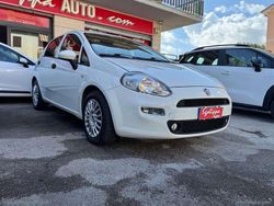 Bianco Usata 2017 Fiat Punto Street Due volumi | 5990 € (Ottimo prezzo)