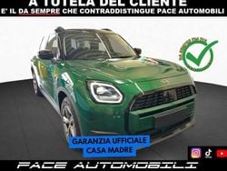 Bianco Usata 2024 Mini Cooper Countryman Classic SUV | 40.900 €