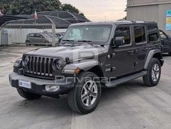 Grigio Usata 2018 Jeep Wrangler Unlimited Sahara SUV | 39.890 € (Buon prezzo)