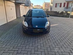 Blu Usata 2015 Fiat Punto Tre volumi | 3300 €