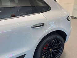 Usata 2023 Porsche Macan SUV | 86.500 € (Molto cara)