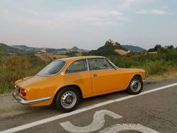 Giallo Usata 1968 Alfa Romeo 1750 Tre volumi | 58.000 €