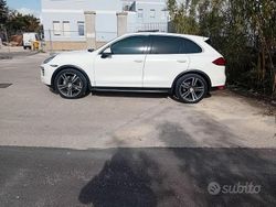 Bianco Usata 2011 Porsche Cayenne SUV | 18.500 € (Cara)