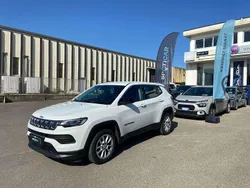 Bianco(met.) Usata 2023 Jeep Compass Longitude SUV | 24.900 € (Ottimo prezzo)