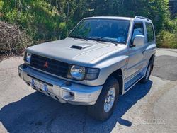 Grigio Usata 1999 Mitsubishi Pajero SUV | 10.800 €