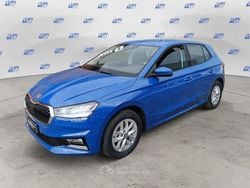 Blu Nuova 2025 Skoda Fabia Selection Tre volumi | 18.490 € (Buon prezzo)