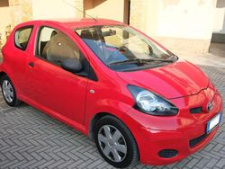 Rosso Usata 2012 Toyota Aygo Connect Style Due volumi | 4800 € (Buon prezzo)