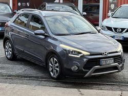 Grigio Usata 2016 Hyundai i20 Active Tre volumi | 8500 € (Buon prezzo)