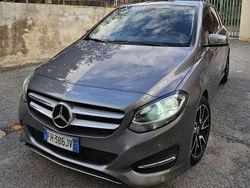Grigio Usata 2017 Mercedes B180 Monovolume | 12.000 € (Ottimo prezzo)