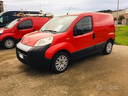 Rosso Usata 2015 Fiat Fiorino Monovolume | 5800 € (Buon prezzo)