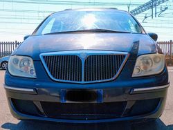 Marrone Usata 2005 Lancia Phedra Monovolume | 2500 € (Buon prezzo)