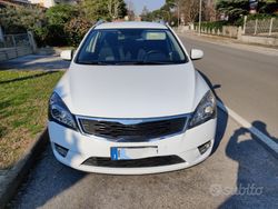 Bianco Usata 2012 Kia Ceed EX Due volumi | 5200 € (Buon prezzo)