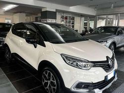 Beige Usata 2018 Renault Captur Intens SUV | 12.500 € (Molto cara)