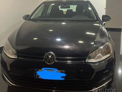Nero Usata 2013 VW Golf VII Highline Tre volumi | 6500 € (Buon prezzo)