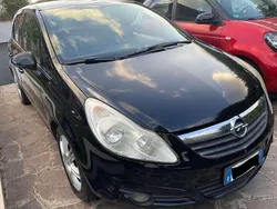 Nero Usata 2011 Opel Corsa Enjoy Tre volumi | 3800 € (Buon prezzo)