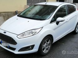 Bianco Usata 2017 Ford Fiesta Titanium Due volumi | 9400 € (Ottimo prezzo)