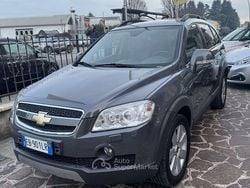 Grigio Usata 2010 Chevrolet Captiva Sport SUV | 4700 € (Ottimo prezzo)