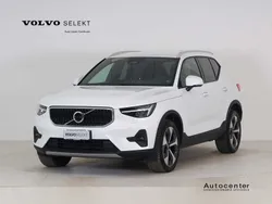 Bianco Usata 2024 Volvo XC40 Core SUV | 30.900 € (Buon prezzo)