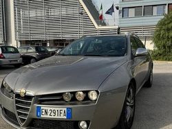 Marrone Usata 2010 Alfa Romeo 159 Station wagon | 1400 €