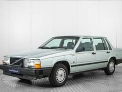 Grigio Usata 1987 Volvo 740 Tre volumi | 14.900 €