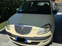 Usata 2006 Lancia Ypsilon Due volumi | 2200 € (Buon prezzo)