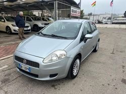 Argento Usata 2008 Fiat Grande Punto Dynamic Due volumi | 3300 € (Buon prezzo)