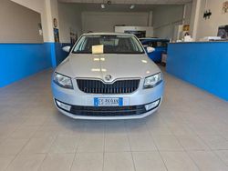 Grigio Usata 2013 Skoda Octavia Elegance Tre volumi | 8900 € (Molto cara)