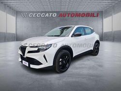 Bianco Nuova 2025 Alfa Romeo Junior SUV | 26.572 € (Ottimo prezzo)