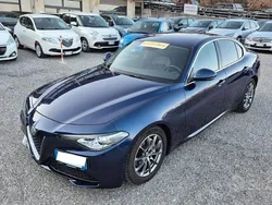 Blu Usata 2016 Alfa Romeo Giulia Super Tre volumi | 17.950 € (Buon prezzo)