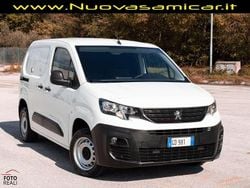 Bianco Usata 2020 Peugeot Partner Premium Monovolume | 10.900 € (Buon prezzo)