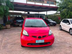 Rosso Usata 2009 Toyota Aygo Due volumi | 4500 € (Buon prezzo)