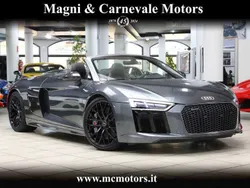 Grigio daytona Usata 2017 Audi R8 Spyder Ambiente Cabrio | 122.850 €