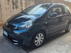 Usata 2014 Toyota Aygo Connect Style Due volumi | 5500 € (Buon prezzo)