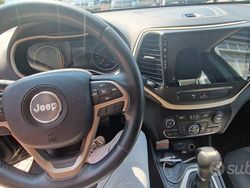 Nero Usata 2015 Jeep Cherokee Longitude SUV | 8900 € (Buon prezzo)