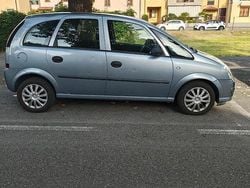 Usata 2008 Opel Meriva Monovolume | 1700 € (Buon prezzo)