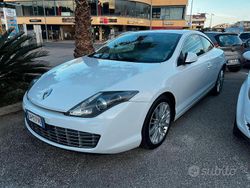 Bianco Usata 2009 Renault Laguna Coupé Intens Coupé | 6950 €
