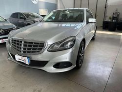 Argento Usata 2016 Mercedes E200 Executive Tre volumi | 7990 € (Molto cara)
