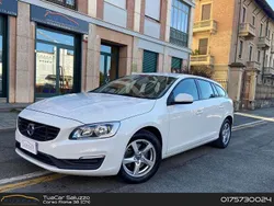 Bianco Usata 2017 Volvo V60 Business Edition Station wagon | 10.900 € (Buon prezzo)