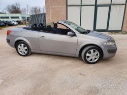 Grigio Usata 2005 Renault Mégane Cabriolet Cabrio | 4000 €