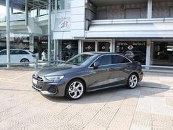 Grigio Usata 2024 Audi A3 S-Line Tre volumi | 34.900 € (Buon prezzo)