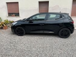 Usata 2017 Renault Clio IV Tre volumi | 10.000 € (Buon prezzo)