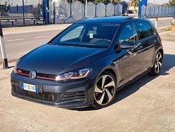 Usata 2018 VW Golf GTI Tre volumi | 24.000 €