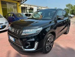 Grigio Usata 2022 Suzuki Vitara Cool SUV | 18.499 € (Buon prezzo)