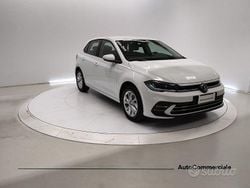 Bianco Nuova 2025 VW Polo Style Tre volumi | 22.950 € (Buon prezzo)