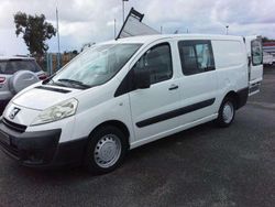 Bianco Usata 2010 Opel Vivaro Monovolume | 7000 € (Cara)