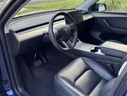 Blu/azzurro Usata 2022 Tesla Model Y Long Range SUV | 31.000 € (Buon prezzo)