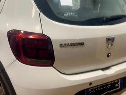 Bianco Usata 2017 Dacia Sandero Due volumi | 7000 € (Buon prezzo)